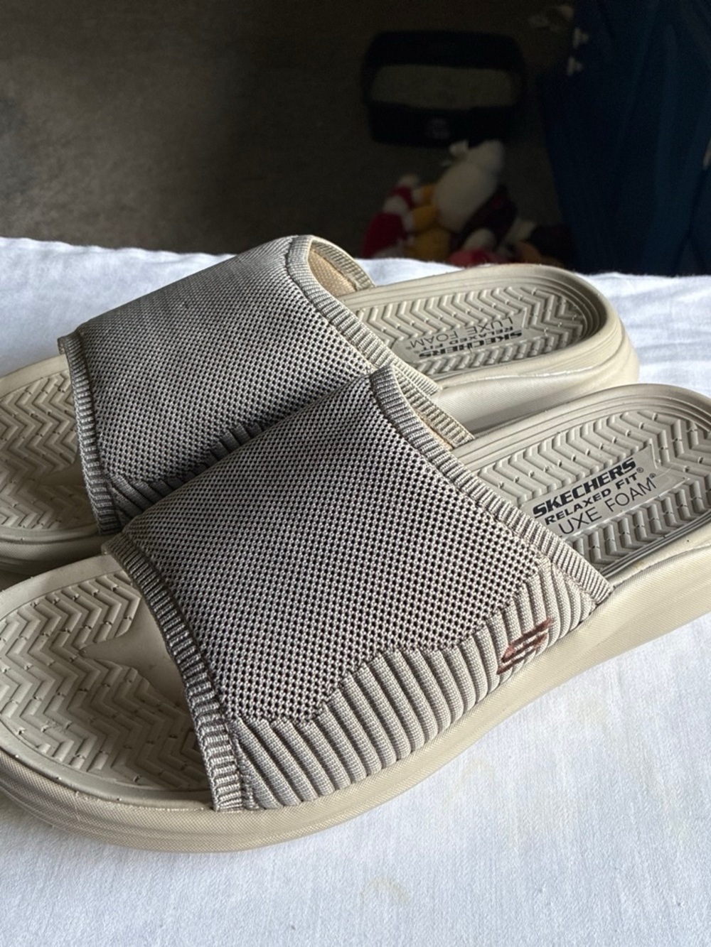 Skechers Men’s Slide Sandals in Beige Taupe